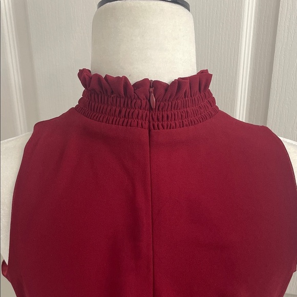 Elegant Sleeveless Burgundy Blouse Lined Ruched High Neck Back Zipper Sz XS - Picture 3 of 11